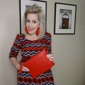 Meet your Posher, Adria